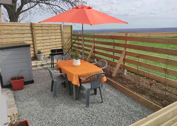 Le Grand D'angelique En Normandie - 4 Personnes Norville